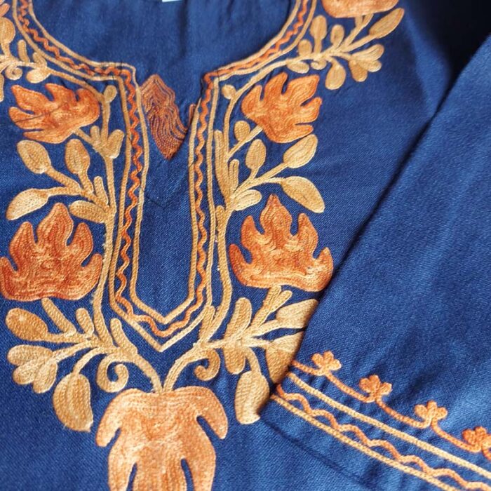 Dark Blue Aari Work Kids Crush Cotton Kurta With Trousers (L 22.5) - Image 3