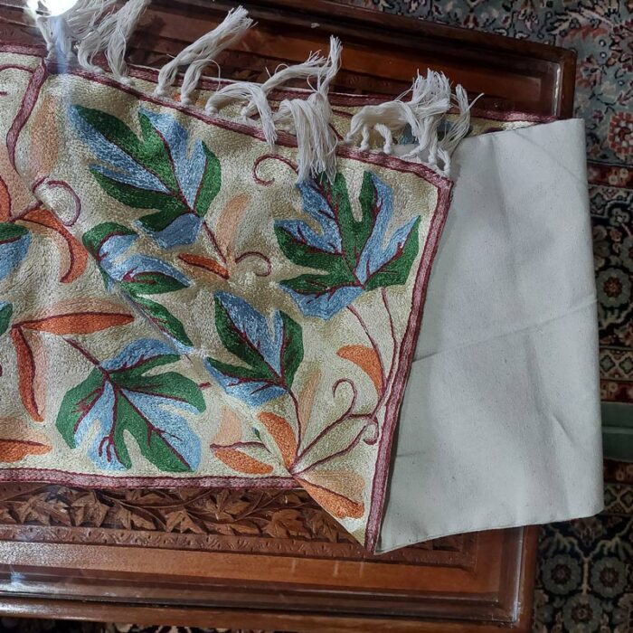 6×1 Golden Chinari Chainstitch Silk Handmade Runner - Image 2