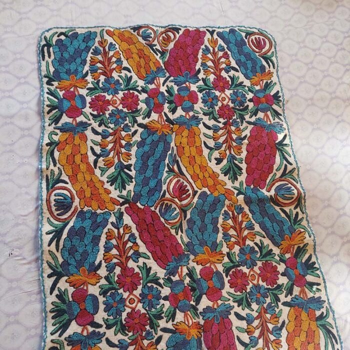 6x4 Badami Double Work Handmade Aari Embroidered Wool Namda Rug - Image 2