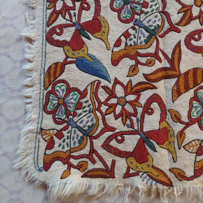 6x4 Butterfly Double Work Handmade Aari Embroidered Wool Namda Rug - Image 6
