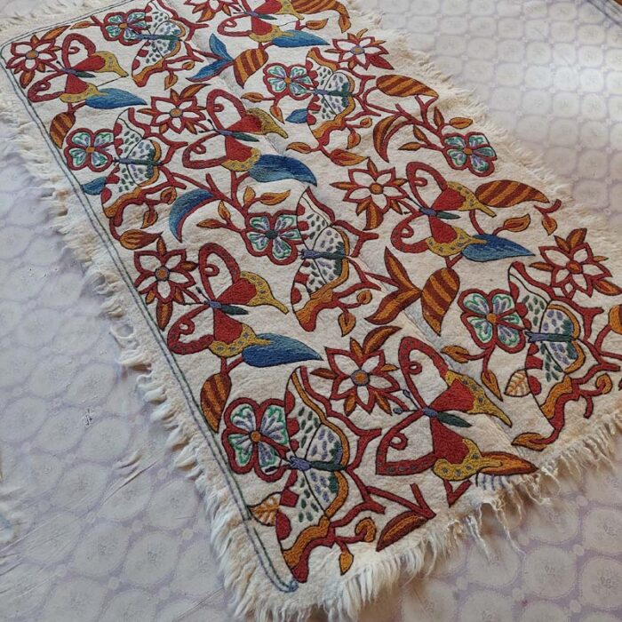 6x4 Butterfly Double Work Handmade Aari Embroidered Wool Namda Rug - Image 4