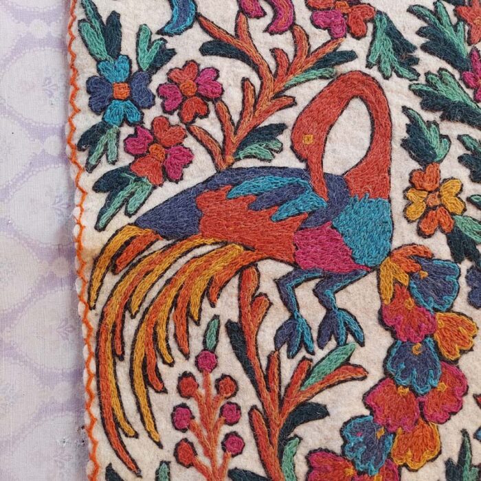 6x4 Peacock Double Work Handmade Aari Embroidered Wool Namda Rug - Image 5
