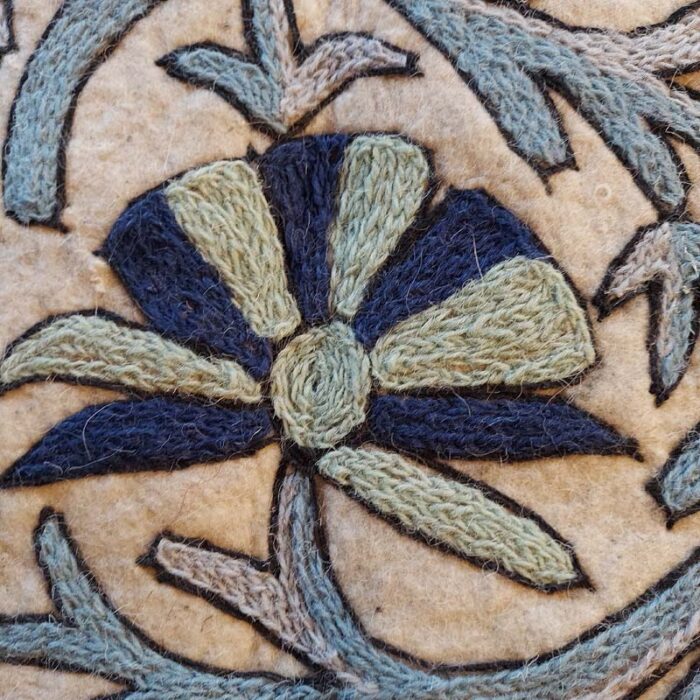 6x4 Aabi Double Work Handmade Aari Embroidered Wool Namda - Image 4