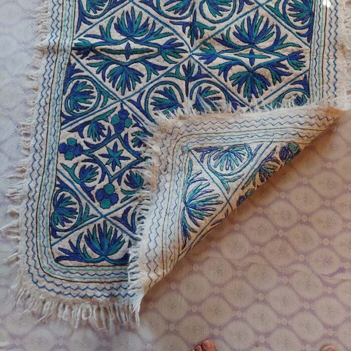 Sindh Handmade Aari Embroidered Namda Rug 6x4 - Image 6