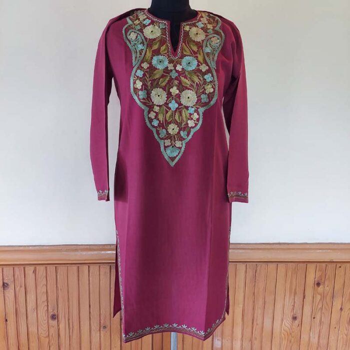 Beautiful Summer Kashmiri Aari Kurta - Image 2