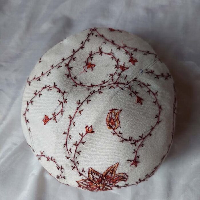 White Toosha Hand Work Cap - Image 2