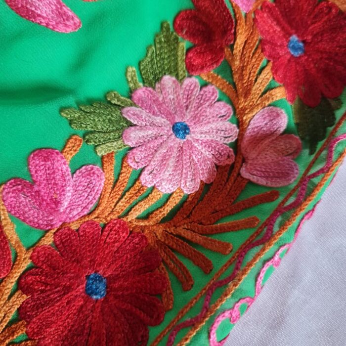 Green Georgette Kashmiri Aari Saree - Image 2