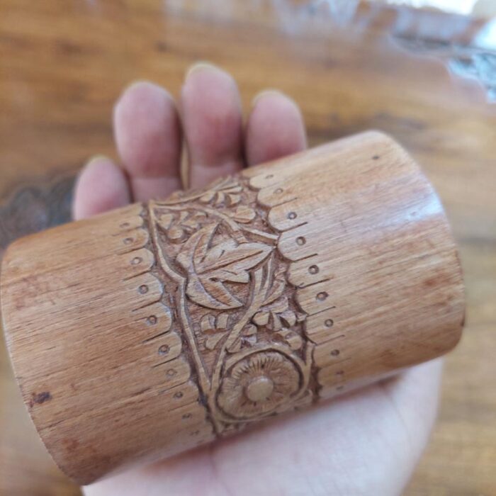 Elite Walnut Wood Handcarved Pen Holder - Image 3