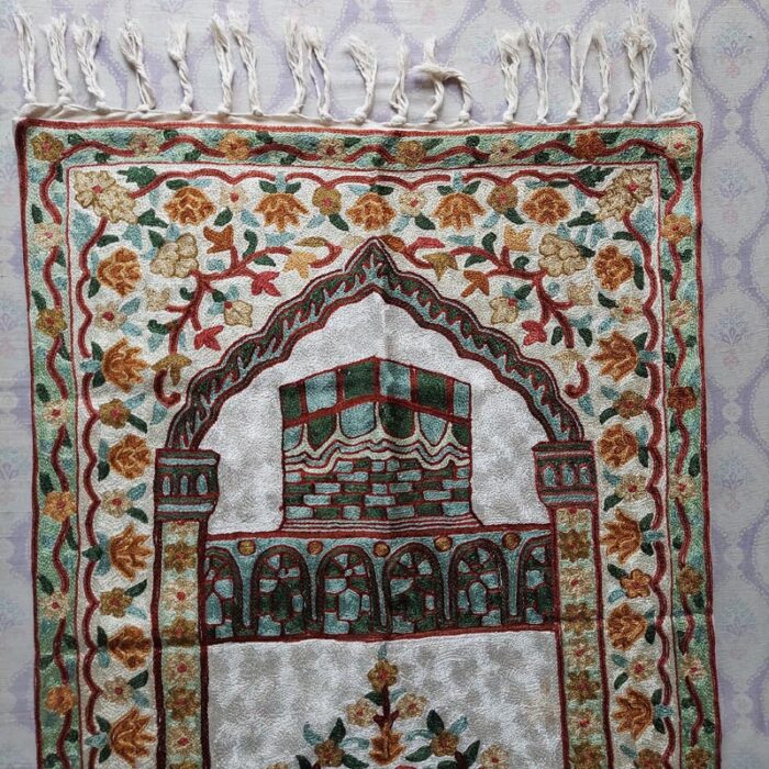 Kashmiri Handmade Janamaz Prayer Mat - Image 3