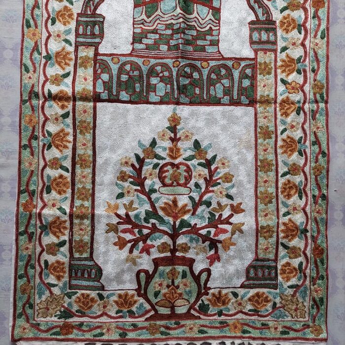 Kashmiri Handmade Janamaz Prayer Mat - Image 4