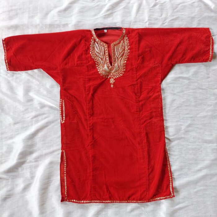 Red Kids Velvet Phiran (Length 30)