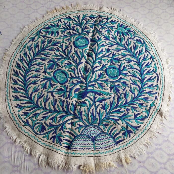 5ft Round Blue on White Handmade Pure Wool Aari Embroidered Namda Rug