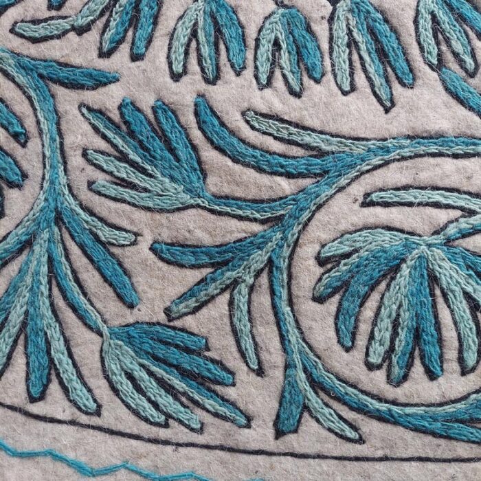 6ft Round Handmade Pure Wool Aari Embroidered Namda Rug - Image 7