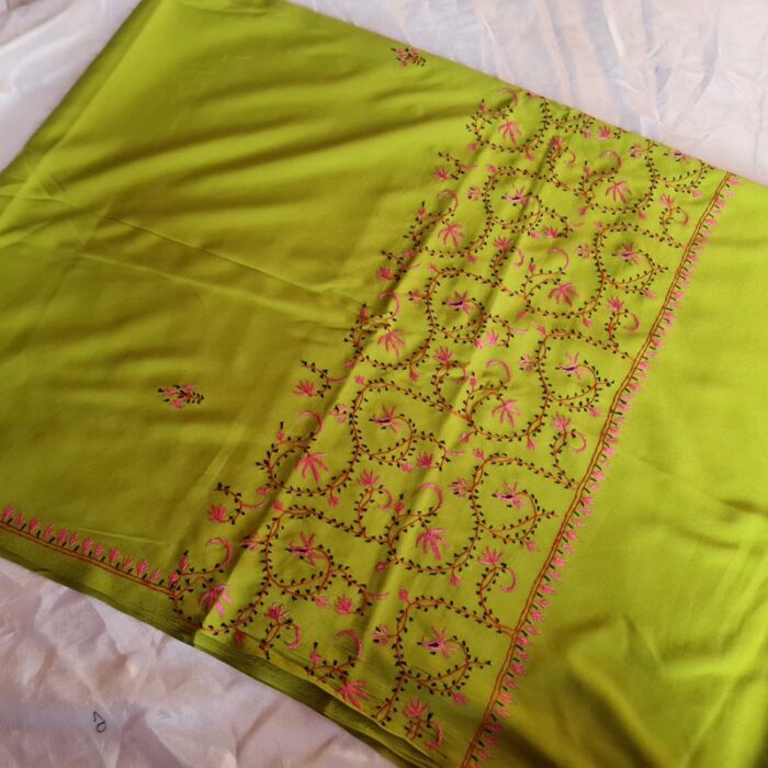 Green Authentic Kashmiri Sozni Handcrafted Crepe Saree