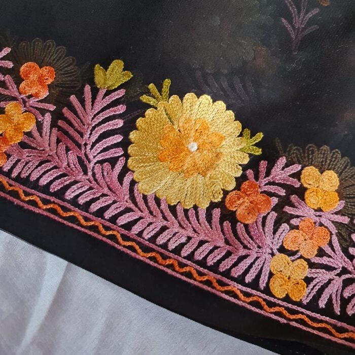 Black Georgette Aari Embroidered Saree With Floral Paisely Pattern - Image 2