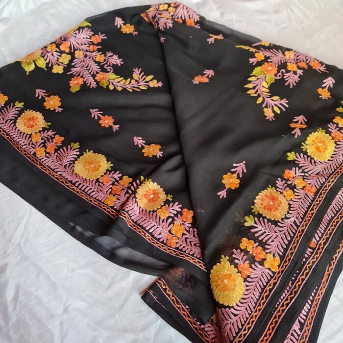 Black Georgette Aari Embroidered Saree With Floral Paisely Pattern - Image 4