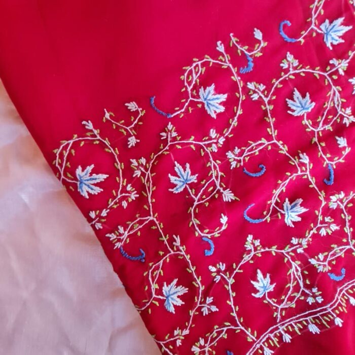 Maroon Authentic Kashmiri Sozni Handcrafted Georgette Saree - Image 5