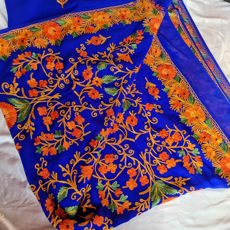 Dark Blue Georgette Aari Embroidered Saree With Floral Paisely Pattern