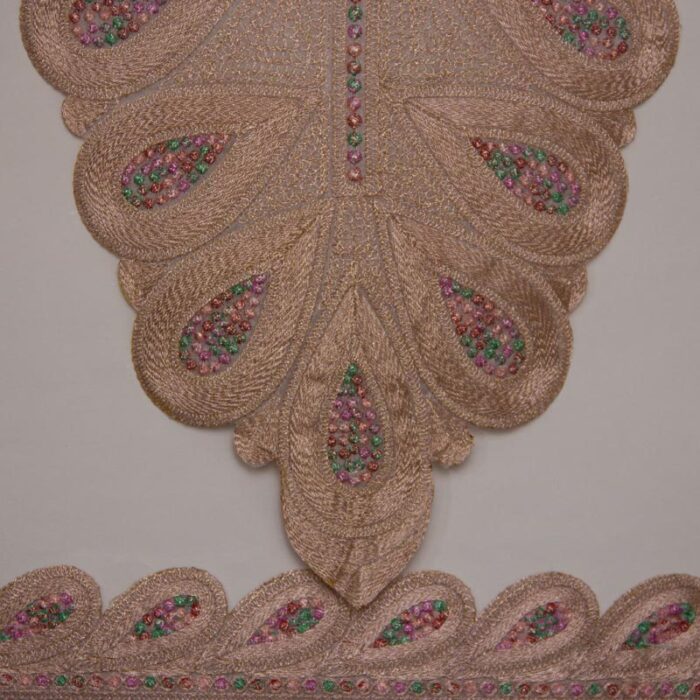 Qamash Rangeen Tilla Patch - Image 2