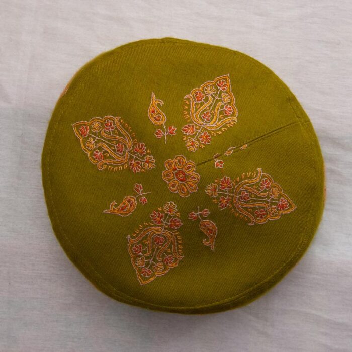 Green Pure Pashmina Hand Sozni Cap - Image 2