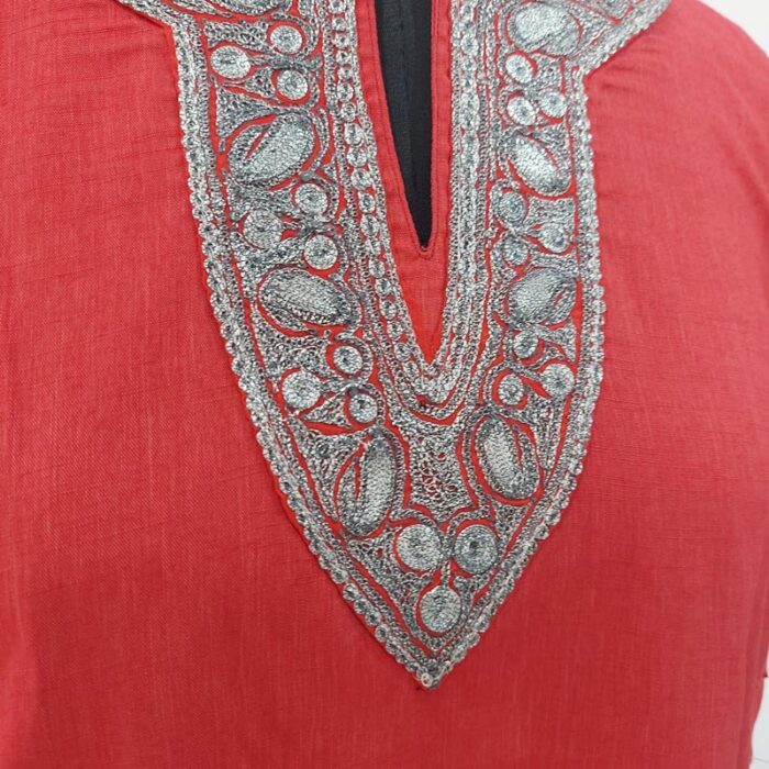 Red Tilla Cotton Pheran - Image 3