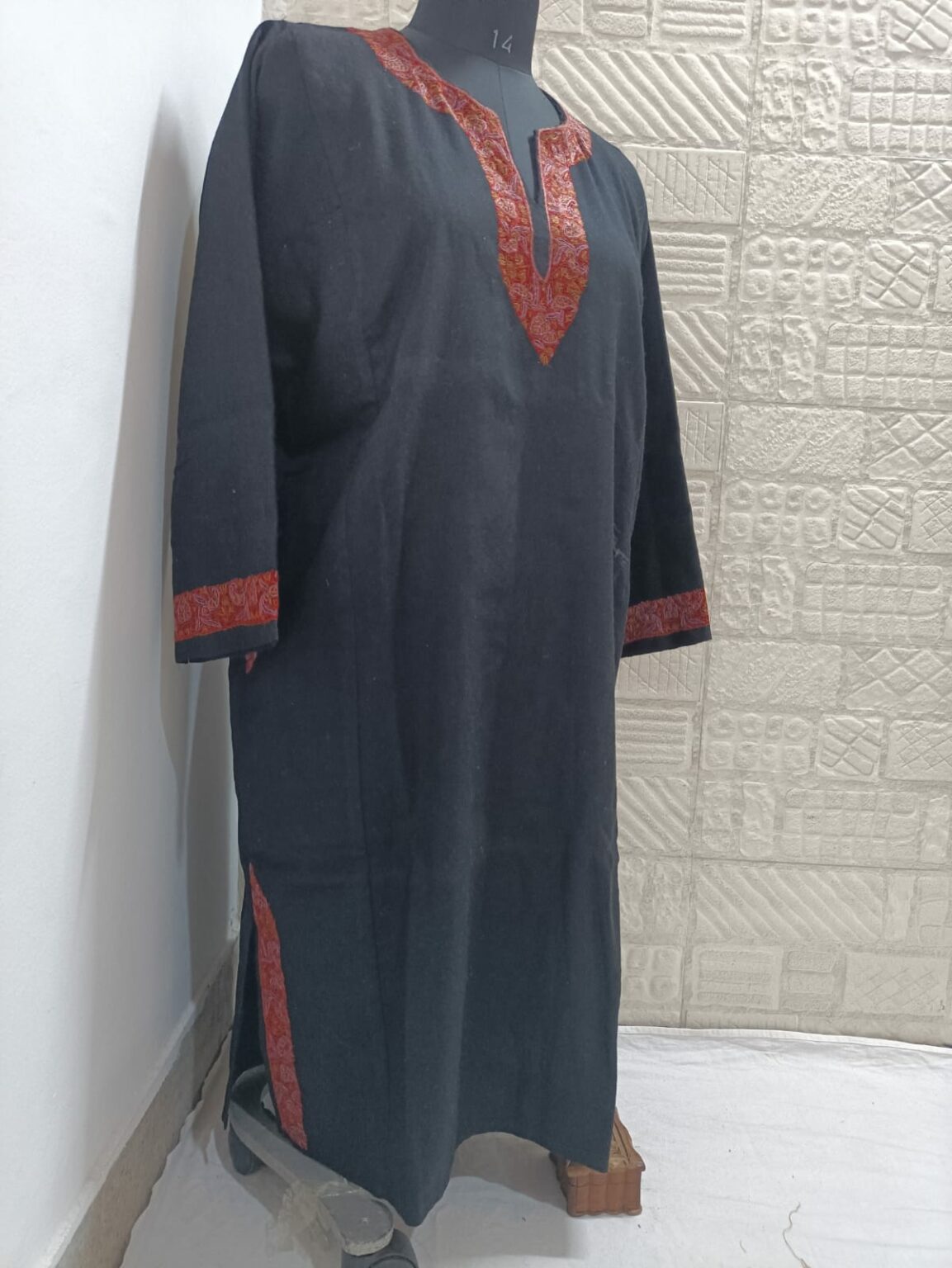 Black Pure Raffal Pheran With Floral Hand Sozni Embroidery - Image 2