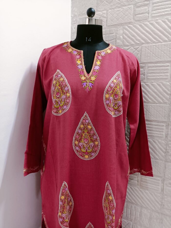 Pink Pure Raffal Pheran With Hand Aari Embroidery