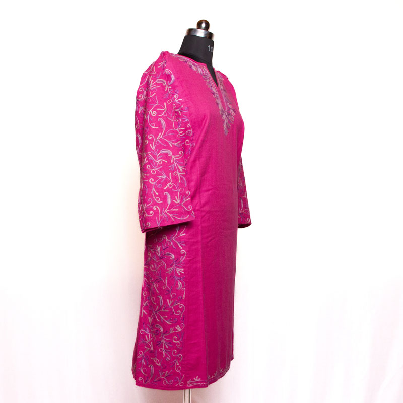 Pink Side Panel Aari Cashmilon Pheran - Image 2