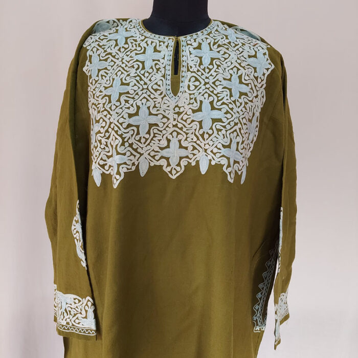 Mehndi Green Raffal Aari Pheran