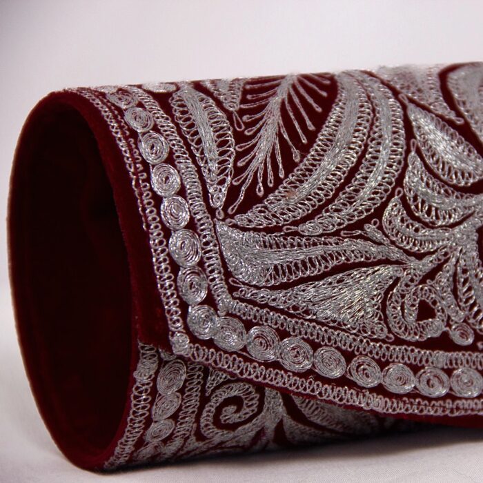 Maroon Tilla Clutch With Silver Work - Image 2