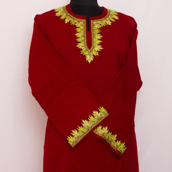 Maroon Hand Sozni Raffal Pheran