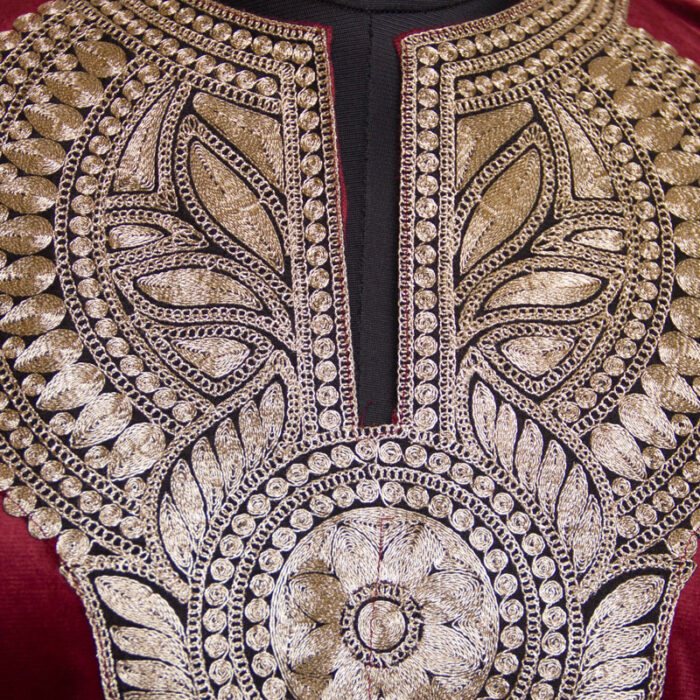 Maroon Velvet Tilla Pheran with Pant - Image 3