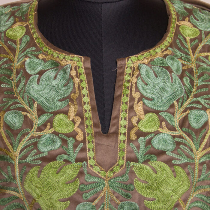 Light Fawn Velvet Green Aari Pheran - Image 3
