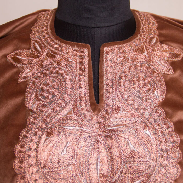 Brown Velvet Tilla Pheran - Image 3