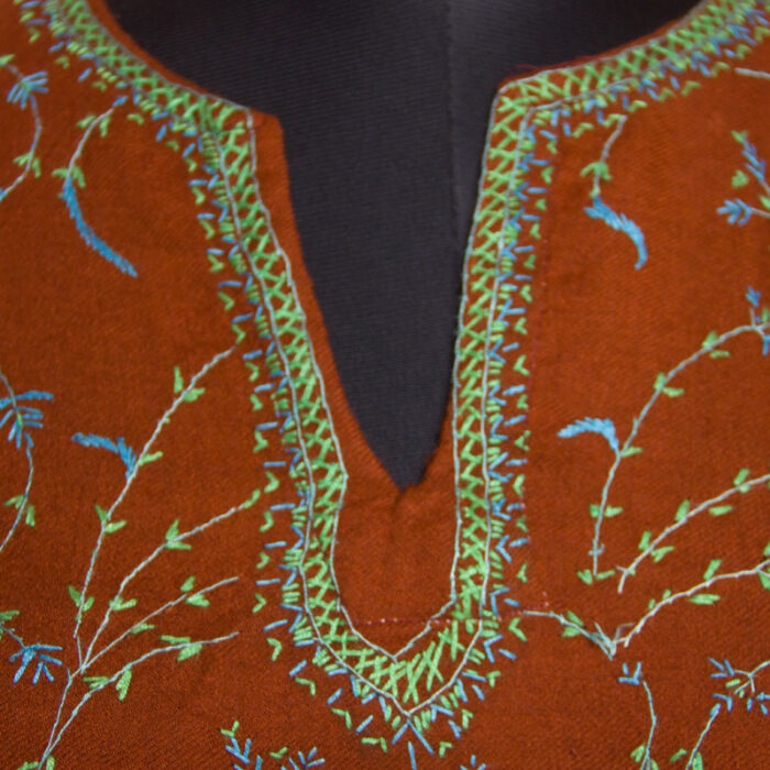 Brown Jali Hand Sozni 56 Count Pheran - Image 3