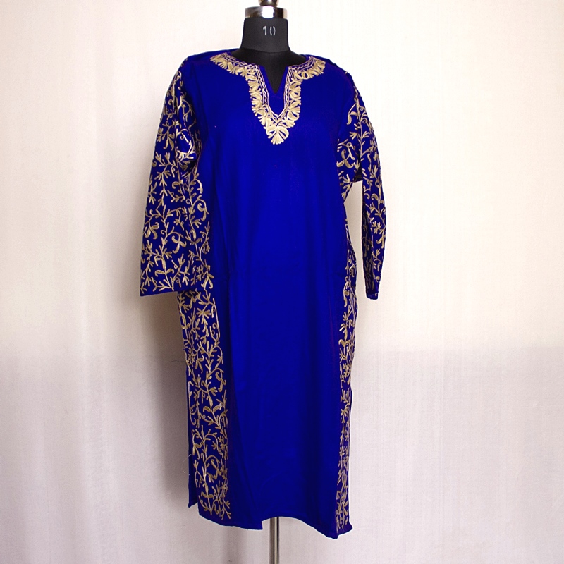 Dark Blue Cashmilon Sidepanel Pheran with Exquisite Aari - Image 3