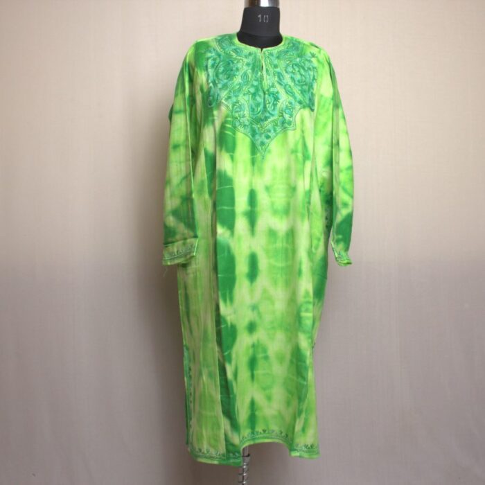 Sabz Wan Tie-Dye Cashmilon Aari Pheran - Image 2