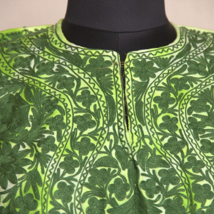 Sabz Gash Tie-Dye Cashmilon Aari Pheran - Image 3