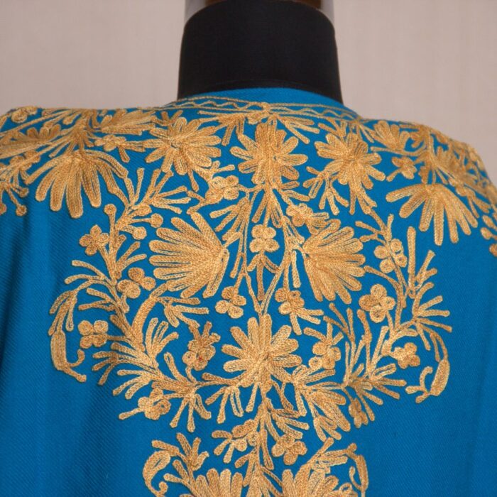 Blue Aari Work Front Back Cashmilon Pheran - Image 4