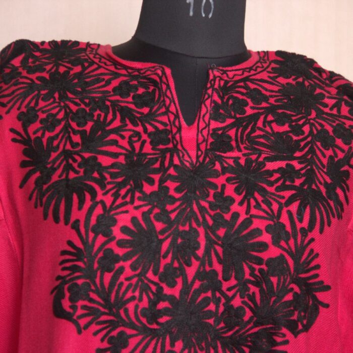 Pink Black Aari Work Front Back Cashmilon Pheran - Image 4