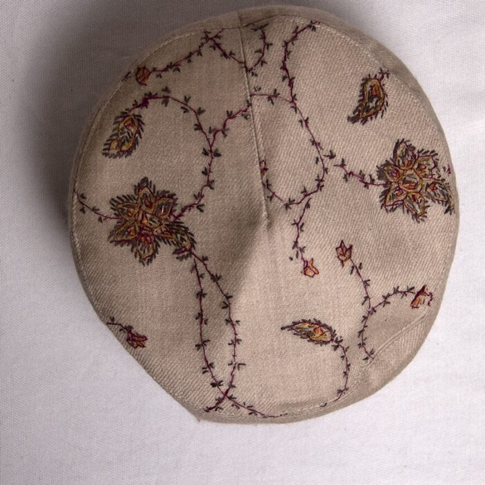 Natural Pashmina Color Toosha Hand Sozni Cap - Image 2