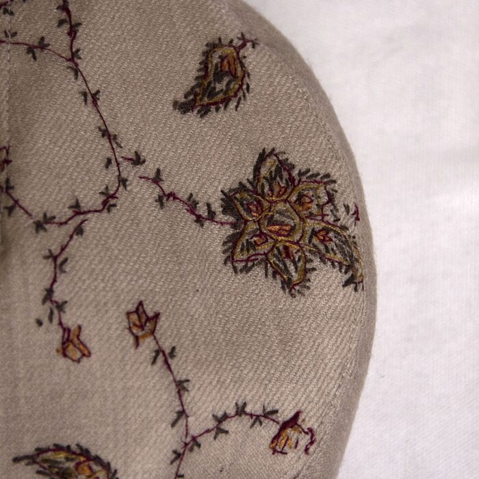 Natural Pashmina Color Toosha Hand Sozni Cap - Image 3