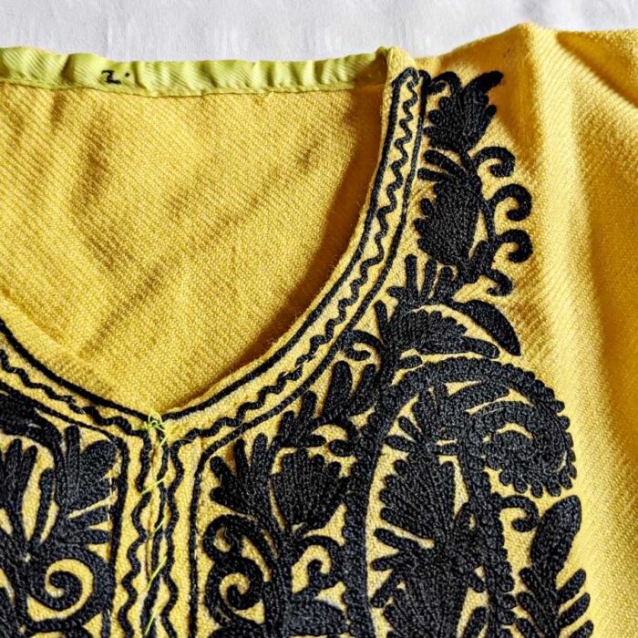 Yellow Kids Traditional Kashmiri Pheran L18.5 - Image 2