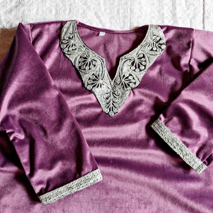 Purple S Velvet Kids Girls Traditional Kashmiri Pheran Set (5-6 Y) - Image 2