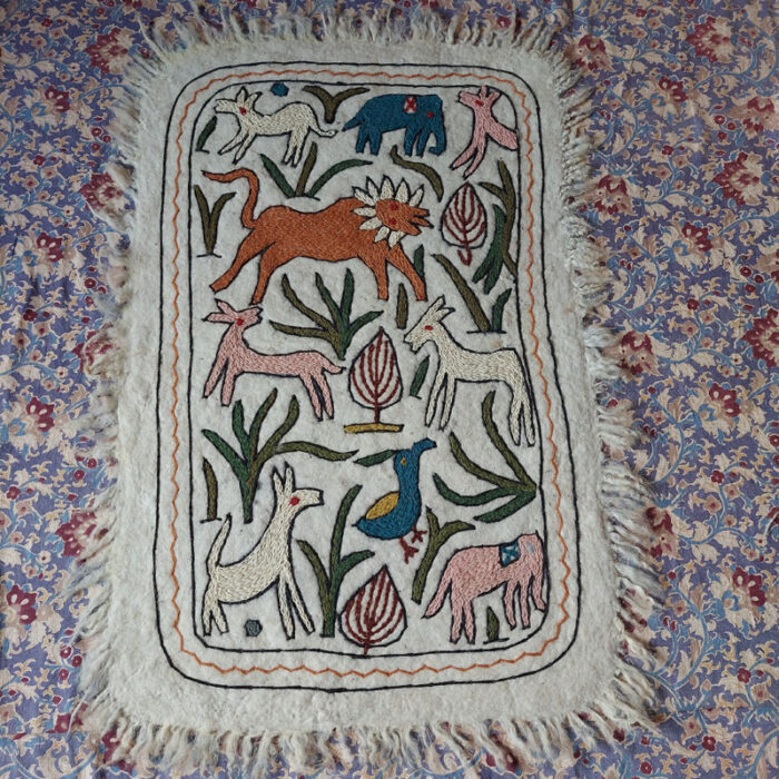 Animals Handmade Wool Aari Namda Rug 3x2ft
