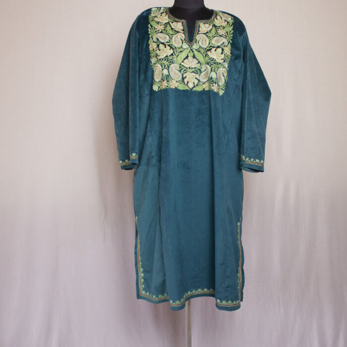 Green Velvet Chinari Aari Pheran - Image 2
