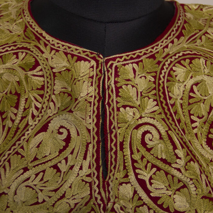 Maroon Shami Cashmilon Aari Pheran - Image 3