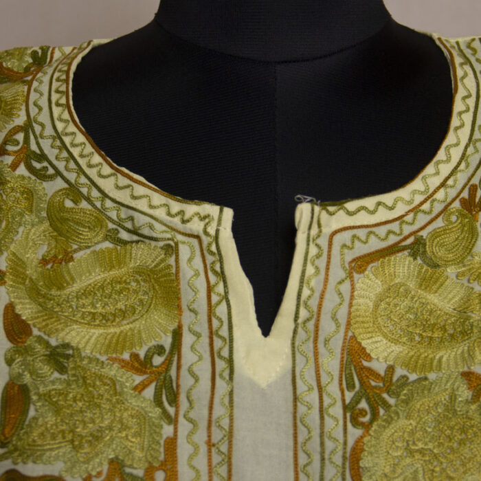 Offwhite Posh Summer Cool Cotton Aari Kurta - Image 3