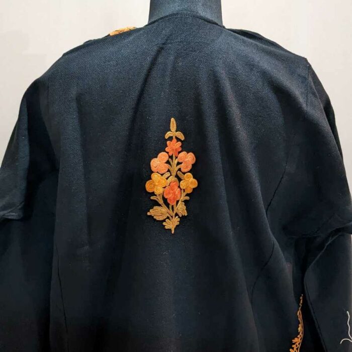 Black Badaam Cashmilon Ari Pheran - Image 4