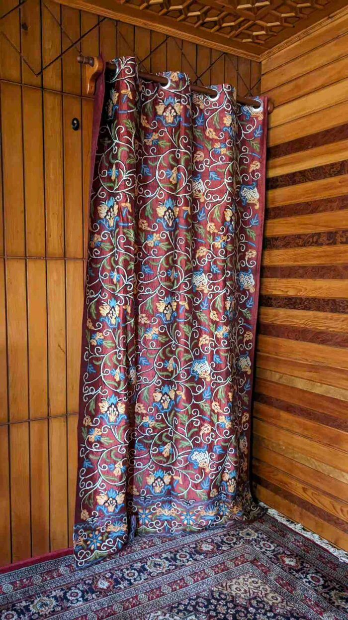 Luxury Maroon Hand Crewel Silk Curtain - Image 2